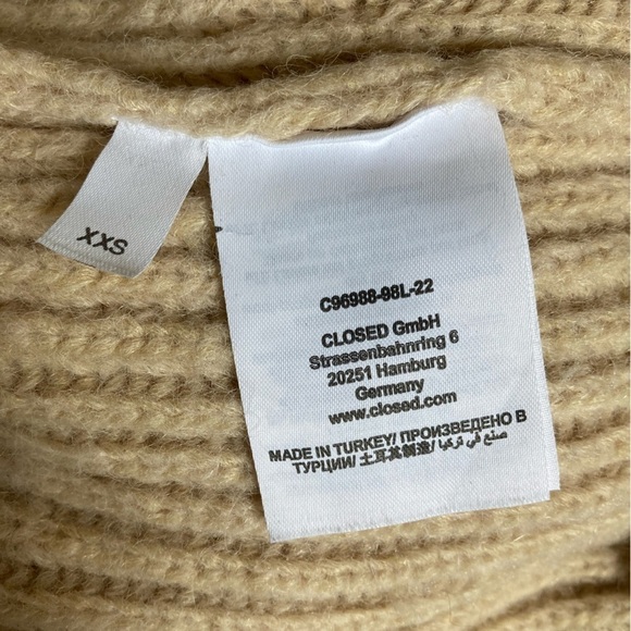 Closed Royal Baby Alpaca Sweater V Neck Oversized in Nude - Picture 7 of 13